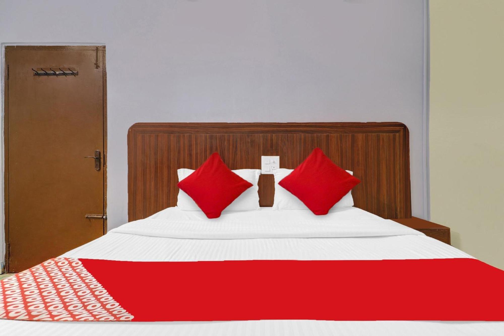 Hotel O Hrr Hotels Near Paradise Circle Secundurabad Buitenkant foto