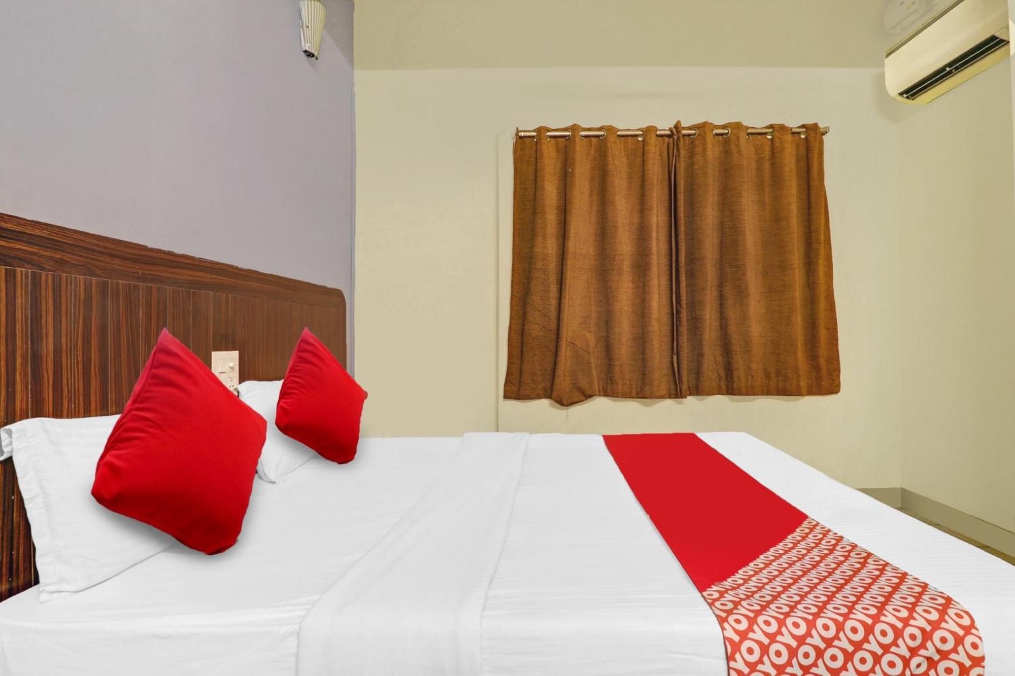 Hotel O Hrr Hotels Near Paradise Circle Secundurabad Buitenkant foto